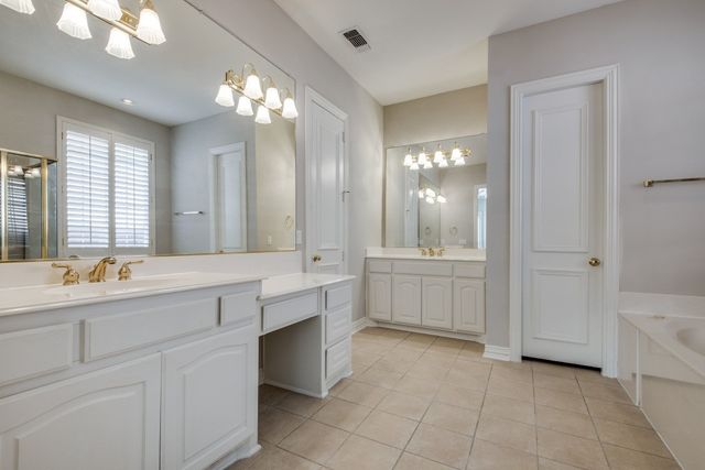 8100 Davidson Drive, Plano, TX 75025