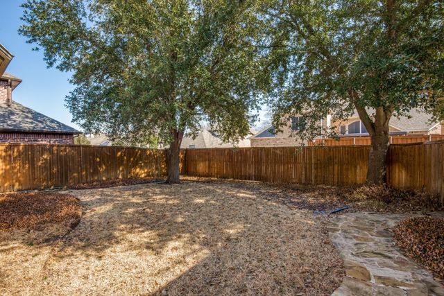 8100 Davidson Drive, Plano, TX 75025