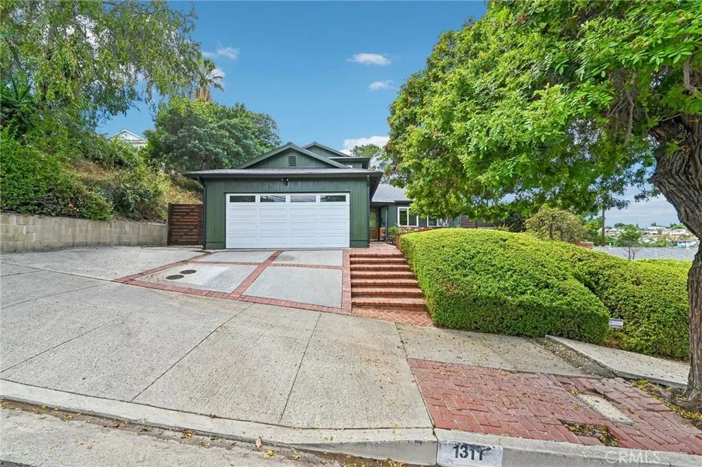 1311 N Meyler, San Pedro, CA 90731