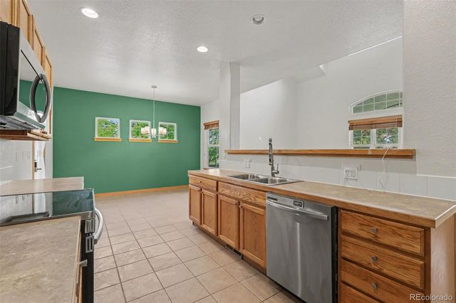 489 Longspur Drive, Brighton, CO 80601