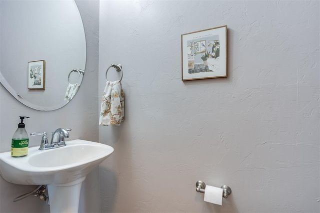 2325 NW 154th Street, Edmond, OK 73013