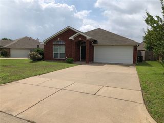 1621 Ocean Drive, Mansfield, TX 76063