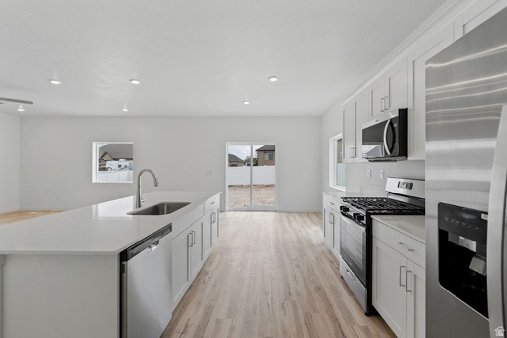 Image 11 of property listing at 1069 VEGAS ST, Grantsville, UT 84029