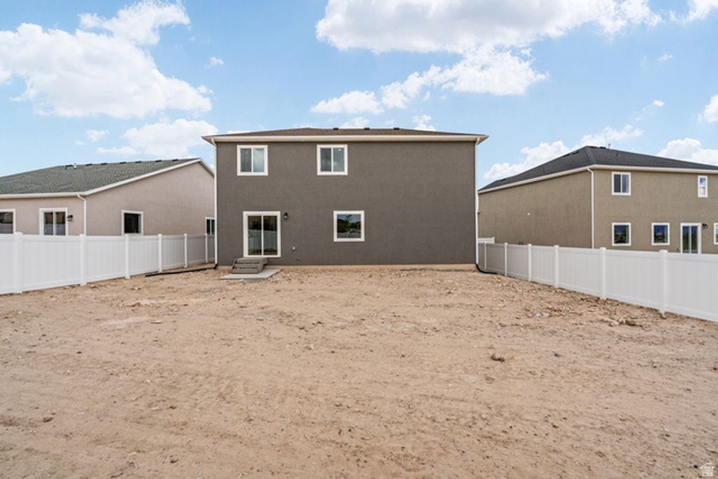Image 6 of property listing at 1069 VEGAS ST, Grantsville, UT 84029