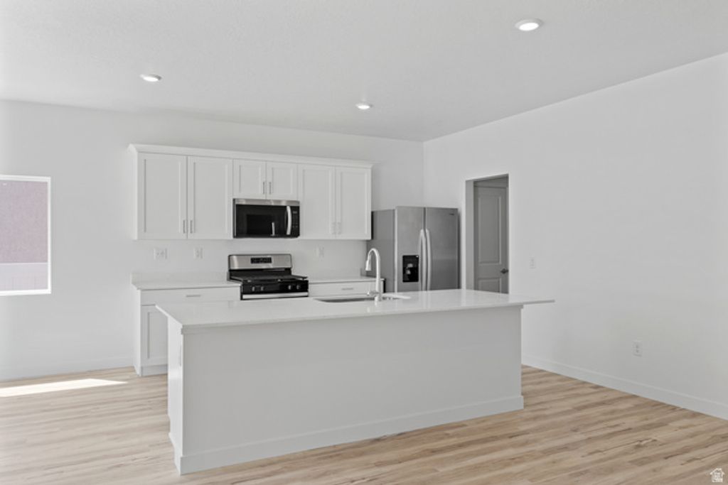 Image 8 of property listing at 1069 VEGAS ST, Grantsville, UT 84029