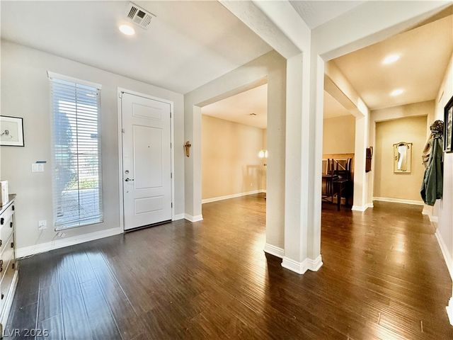 8455 Creekstone Court, Las Vegas, NV 89113