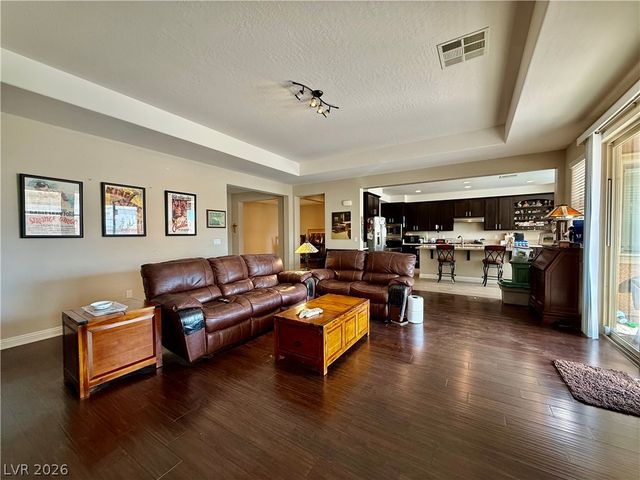 8455 Creekstone Court, Las Vegas, NV 89113