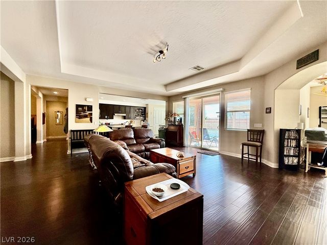 8455 Creekstone Court, Las Vegas, NV 89113