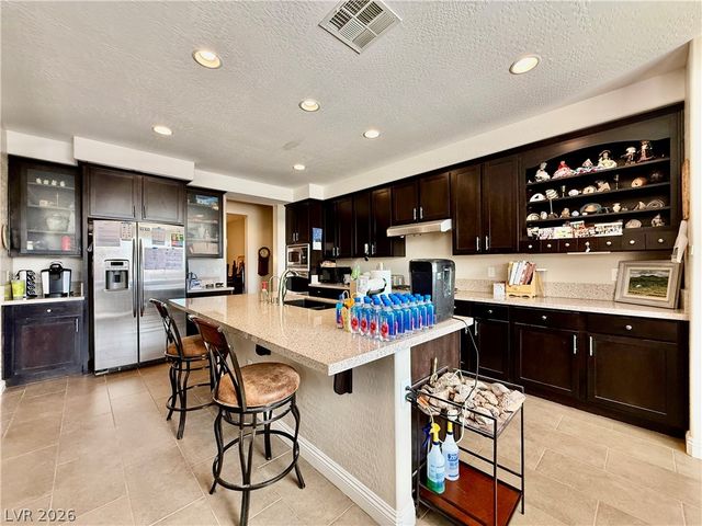 8455 Creekstone Court, Las Vegas, NV 89113