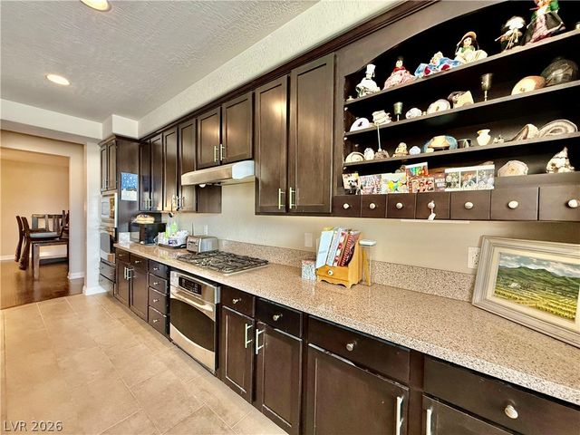 8455 Creekstone Court, Las Vegas, NV 89113