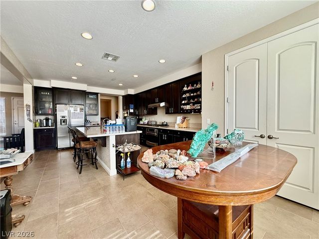 8455 Creekstone Court, Las Vegas, NV 89113