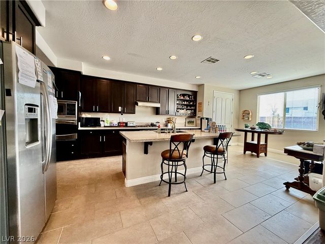 8455 Creekstone Court, Las Vegas, NV 89113