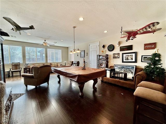 8455 Creekstone Court, Las Vegas, NV 89113