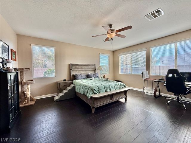 8455 Creekstone Court, Las Vegas, NV 89113