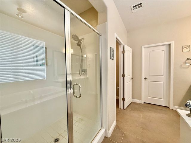 8455 Creekstone Court, Las Vegas, NV 89113