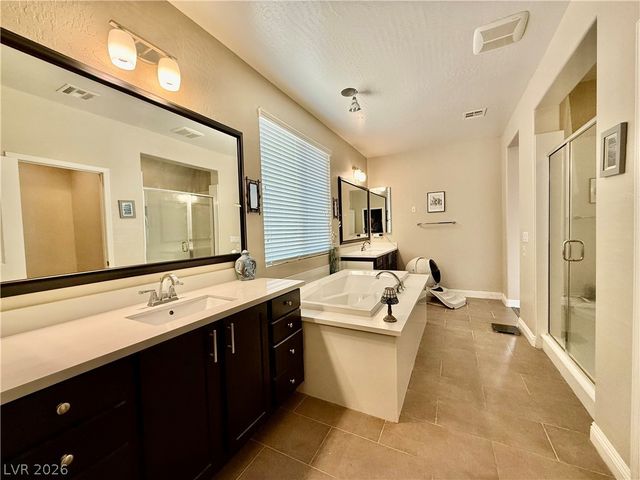 8455 Creekstone Court, Las Vegas, NV 89113