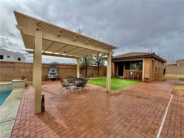 8455 Creekstone Court, Las Vegas, NV 89113