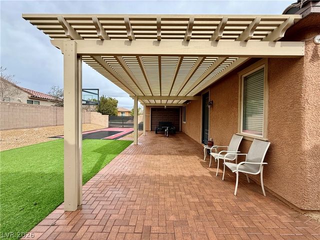 8455 Creekstone Court, Las Vegas, NV 89113