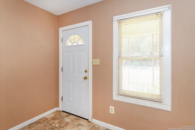 882 Samuels, New Braunfels, TX 78130