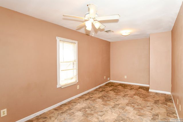 882 Samuels, New Braunfels, TX 78130