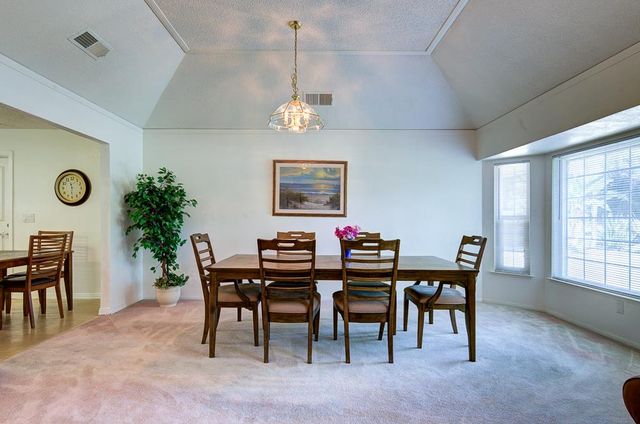 5612 Columbia Drive N, Fresno, CA 93727