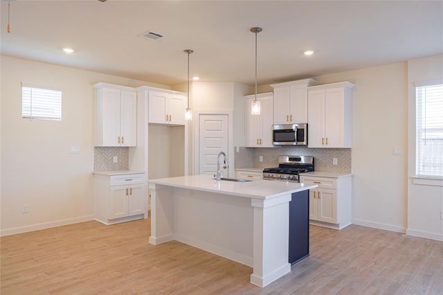 6618 Escondido Drive, Rosharon, TX 77583