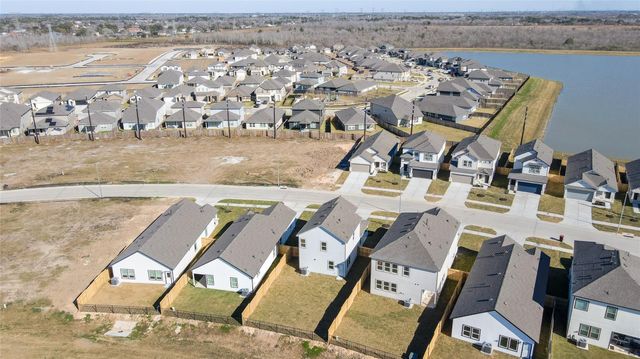6618 Escondido Drive, Rosharon, TX 77583