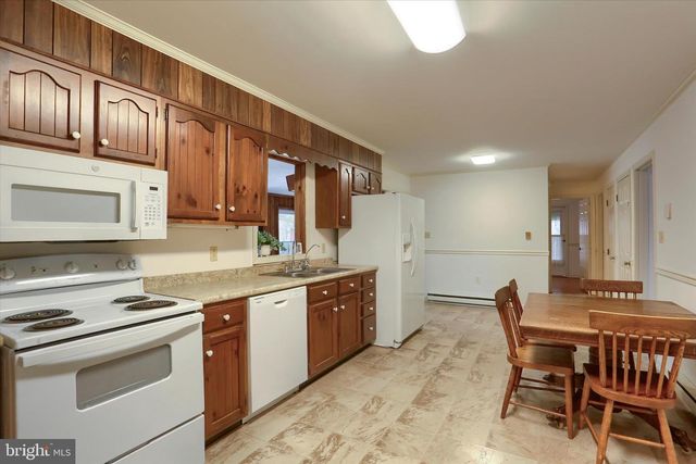 202 LINDY AVE, York Springs, PA 17372