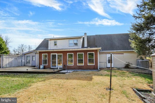 202 LINDY AVE, York Springs, PA 17372