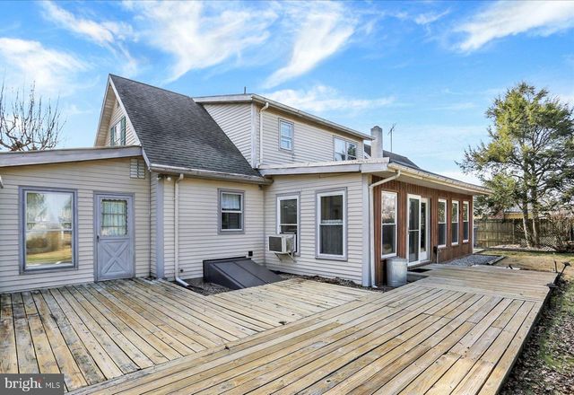 202 LINDY AVE, York Springs, PA 17372