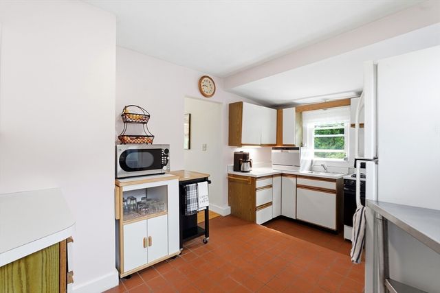 225 Riverside Drive, Dedham, MA 02026