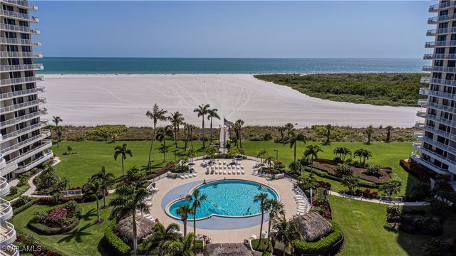 320 Seaview CT 2004, Marco Island, FL 34145