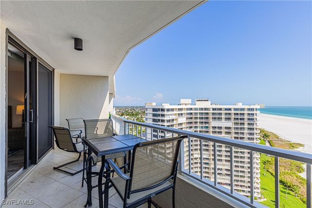 320 Seaview CT 2004, Marco Island, FL 34145