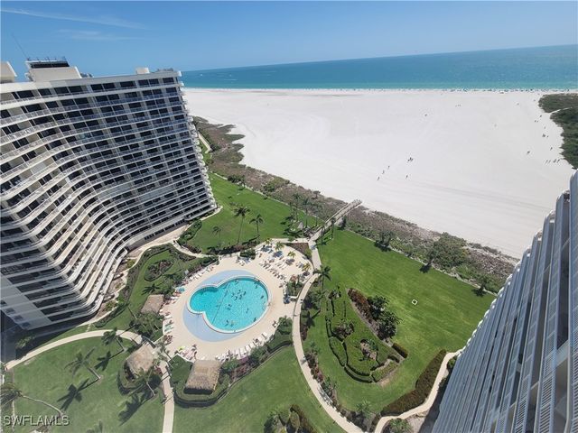 320 Seaview CT 2004, Marco Island, FL 34145