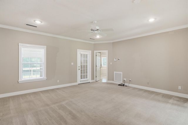 60 Grand Blvd., Hattiesburg, MS 39402
