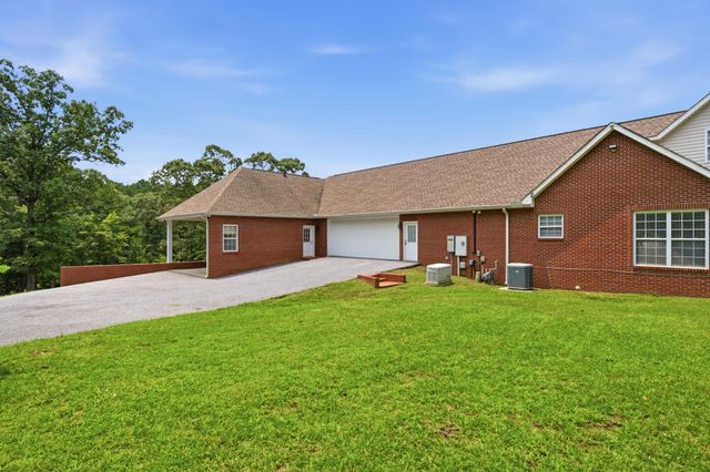 60 Grand Blvd., Hattiesburg, MS 39402