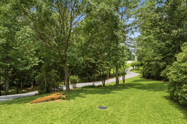 60 Grand Blvd., Hattiesburg, MS 39402