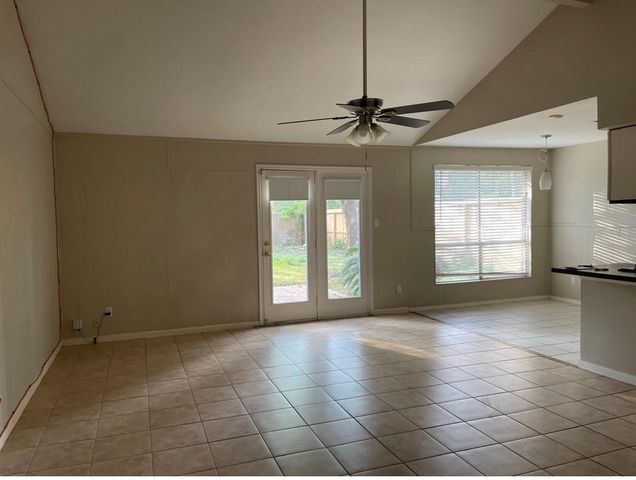 10734 Braewick Drive, Houston, TX 77096