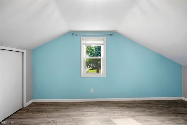 1518 Roselawn Road, Mayfield Heights, OH 44124