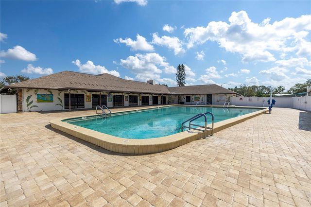 1001 STARKEY ROAD 292, Largo, FL 33771