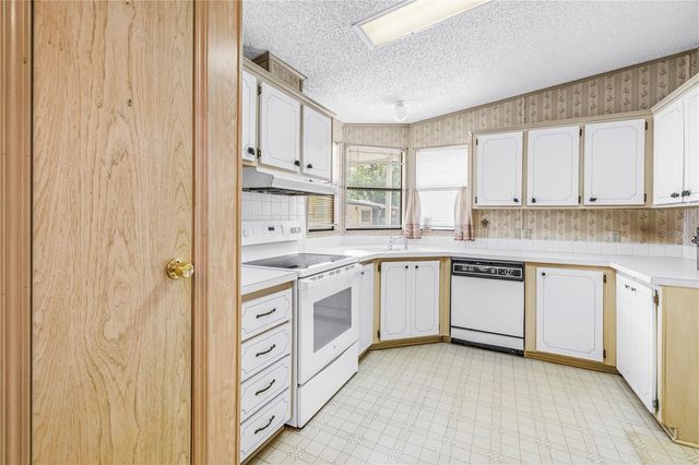 1001 STARKEY ROAD 292, Largo, FL 33771