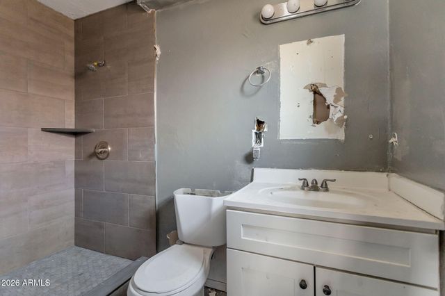110 N 33RD Avenue, Phoenix, AZ 85009