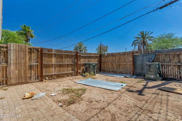 110 N 33RD Avenue, Phoenix, AZ 85009