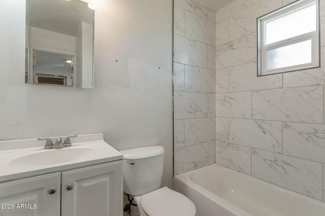110 N 33RD Avenue, Phoenix, AZ 85009