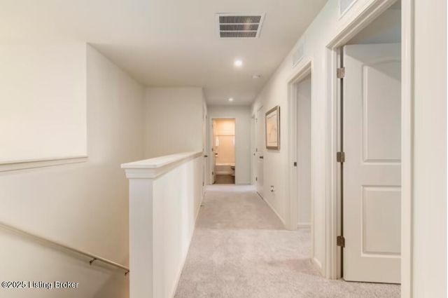 8513 Lysander Dr, Louisville, KY 40214