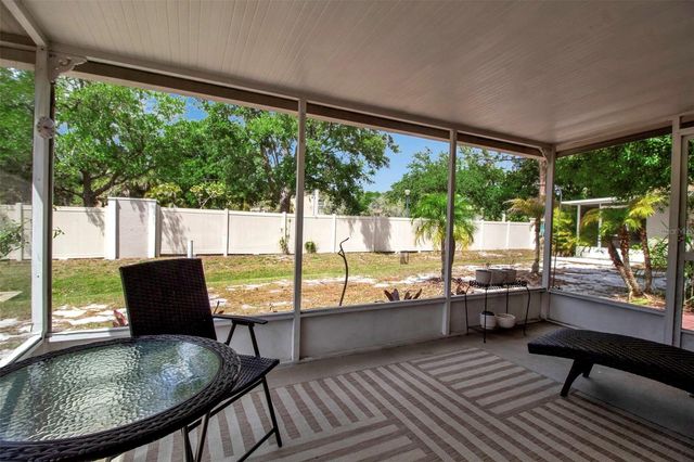 721 N JEFFERSON AVENUE 721, Sarasota, FL 34237