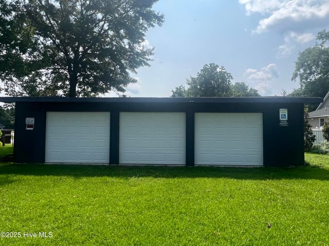 406 Hickory Street, Bridgeton, NC 28519