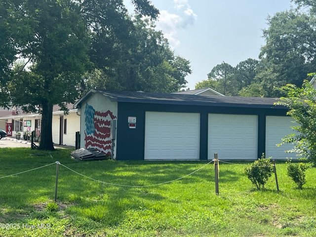 406 Hickory Street, Bridgeton, NC 28519