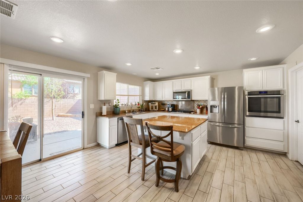 1192 Calvert Street, Henderson, NV 89002 — photo 2