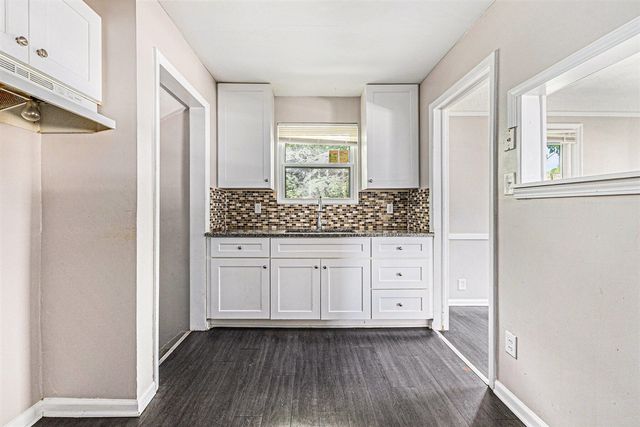 18093 Mendota Street, Detroit, MI 48221